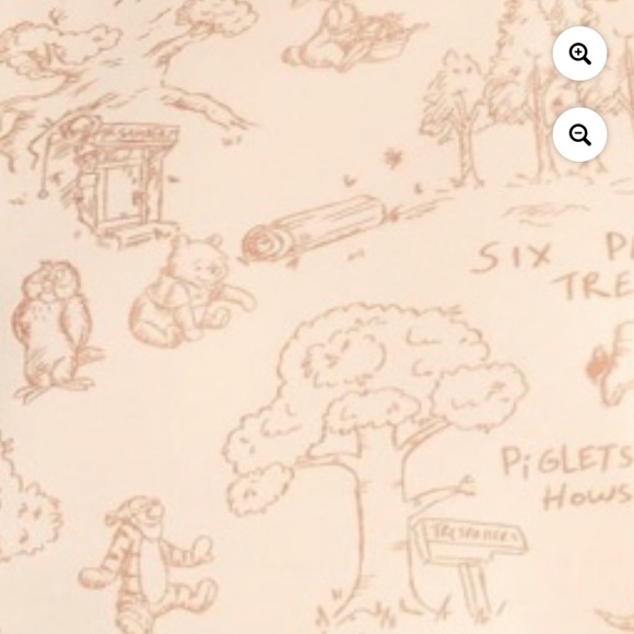 Winnie The Pooh Woman’s Graphic Fleece Sweatshirt Size Large NWT - Picture 8 of 8